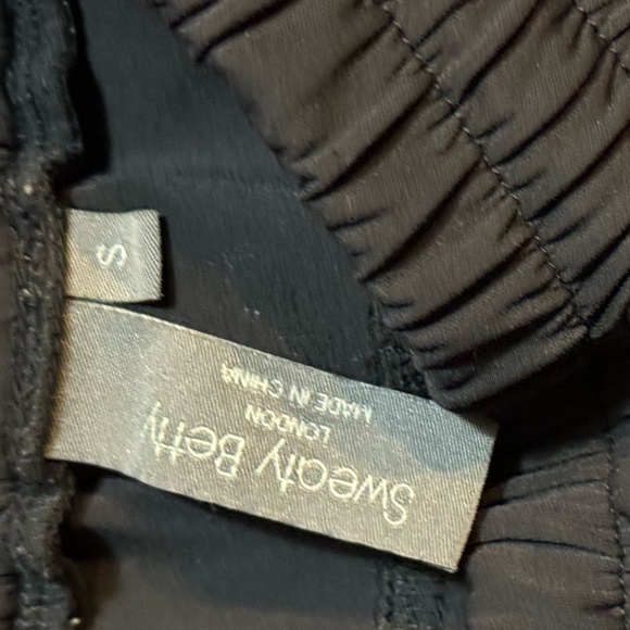 Sweaty Betty Explorer Tapered Athletic Pants Black Size Small - Picture 3 of 4